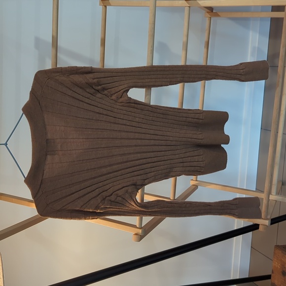Merino Wool Collard Sweater Shirt - Picture 4 of 5